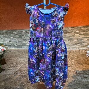 Size 7 decendents dress